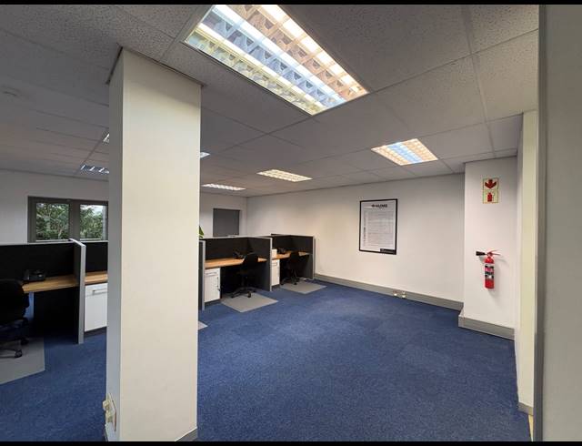 197M² OFFICE TO LET IN CENTURY CITY
